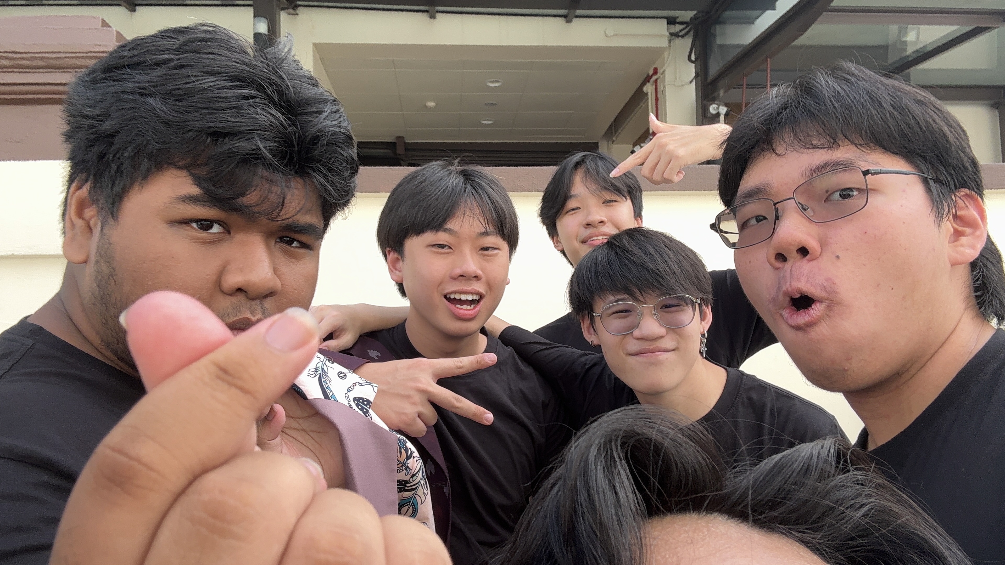Humans of Fyreflyz
